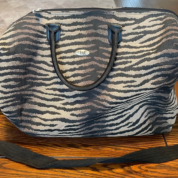 Diane Von Furstenberg Bags Diane Von Furstenberg Weekender Travel Bag Tiger Print Poshmark